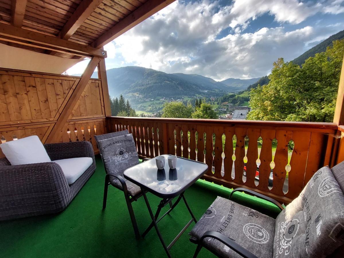 Alpenflair - Charming Ski-To-Door Apartment 巴德小基希海姆 外观 照片
